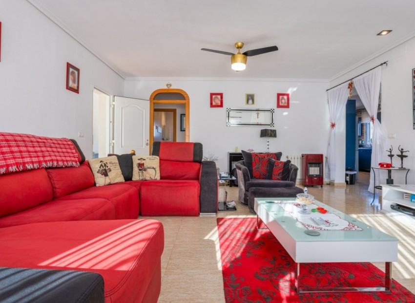 Resale - Finca -
La Zarza