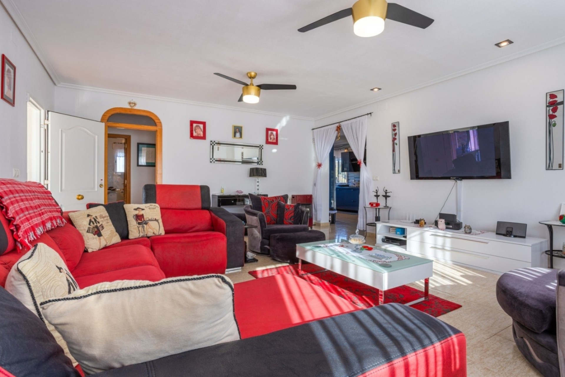 Resale - Finca -
La Zarza