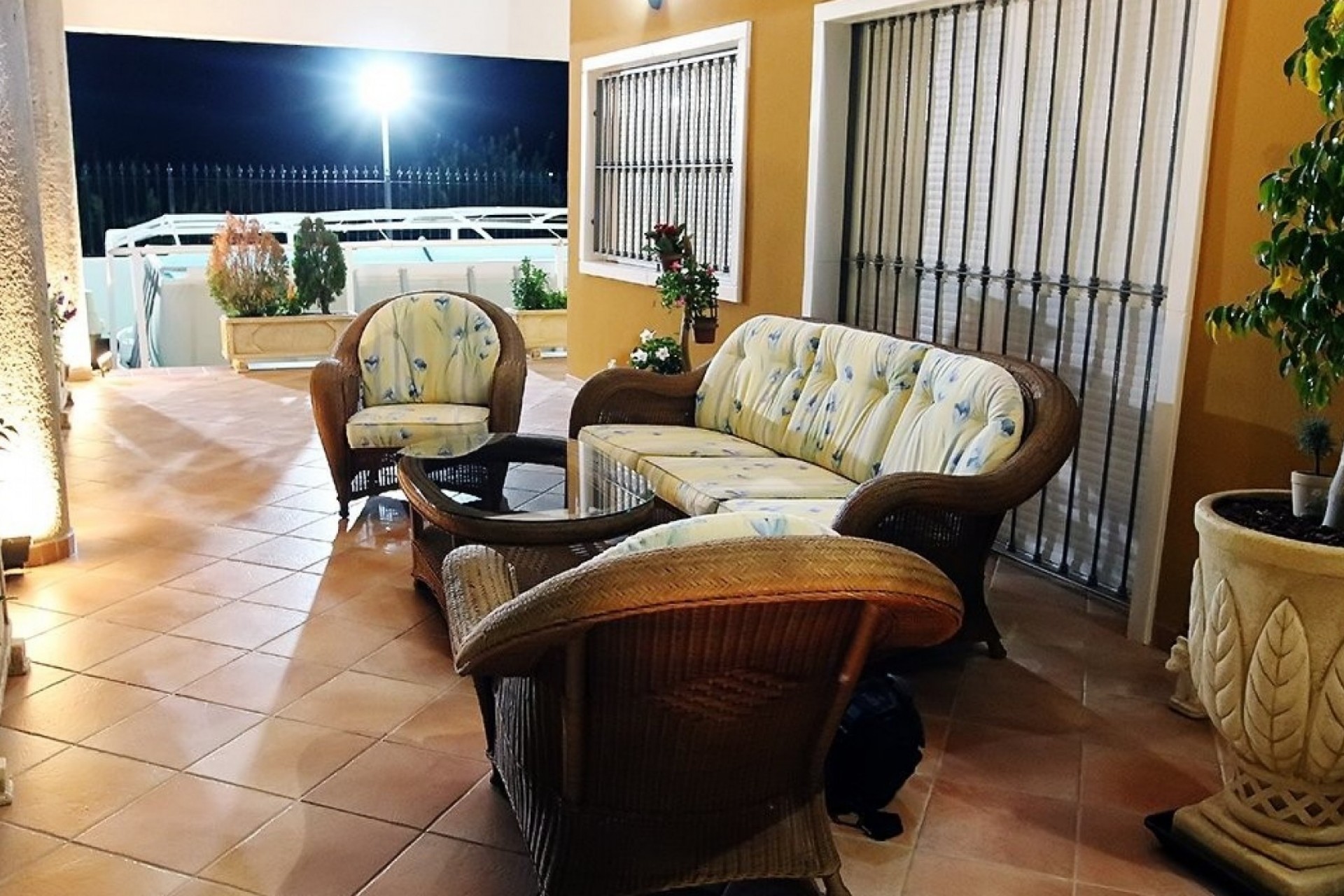 Resale - Finca -
Orihuela