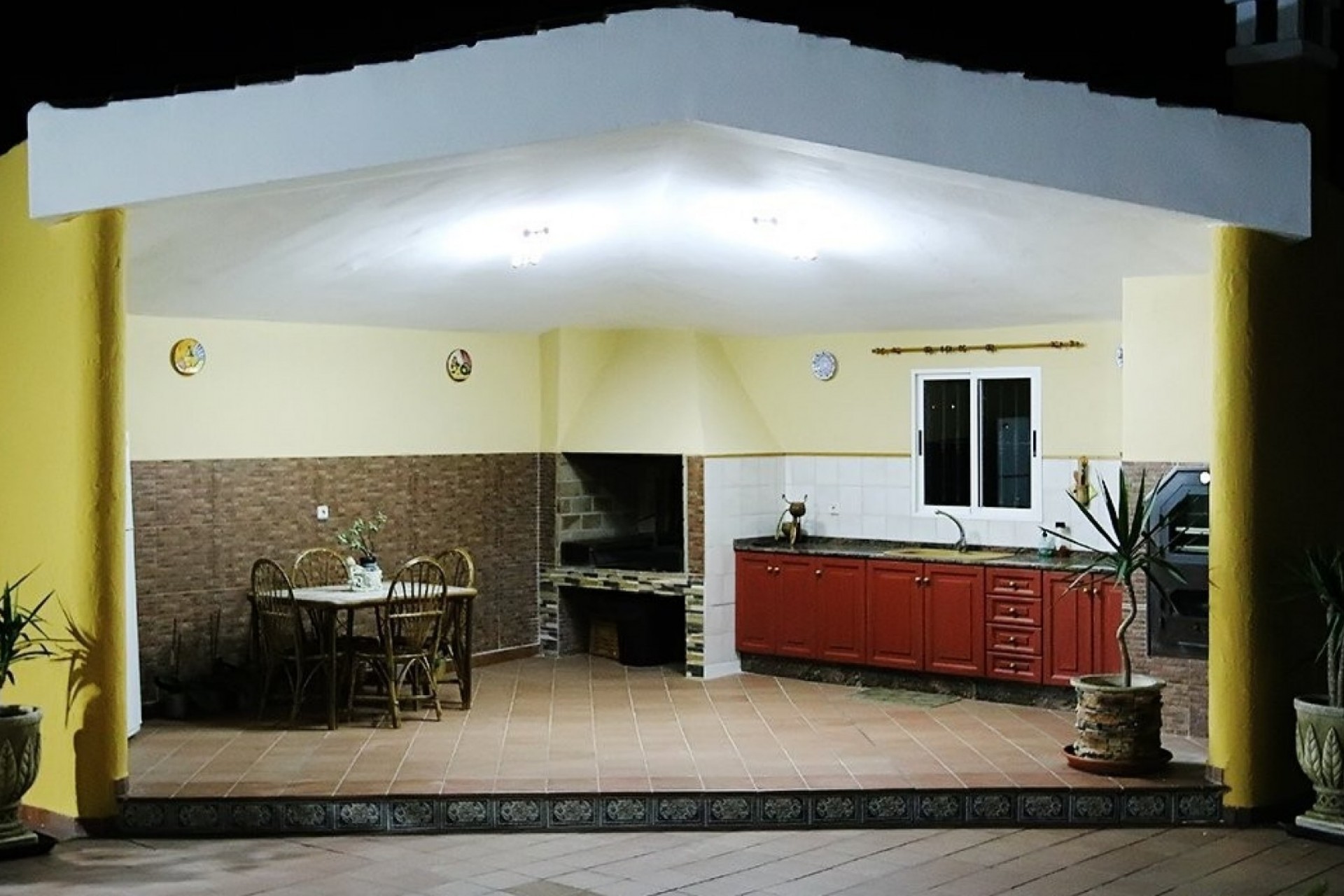 Resale - Finca -
Orihuela