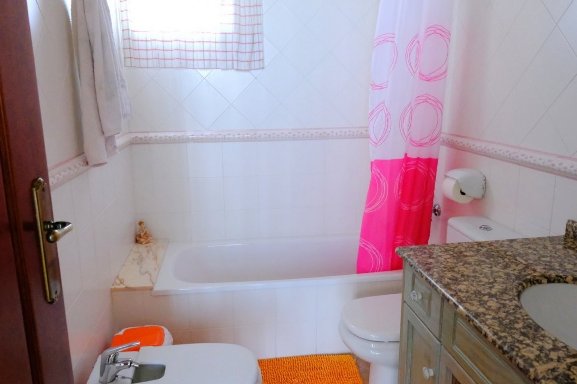 Resale - Finca -
Orihuela