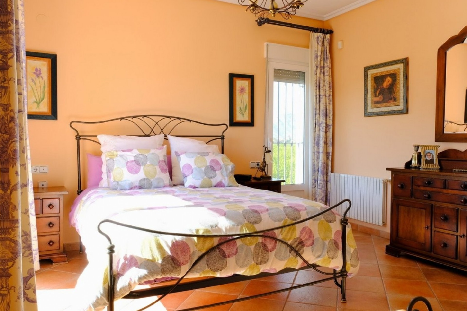 Resale - Finca -
Orihuela