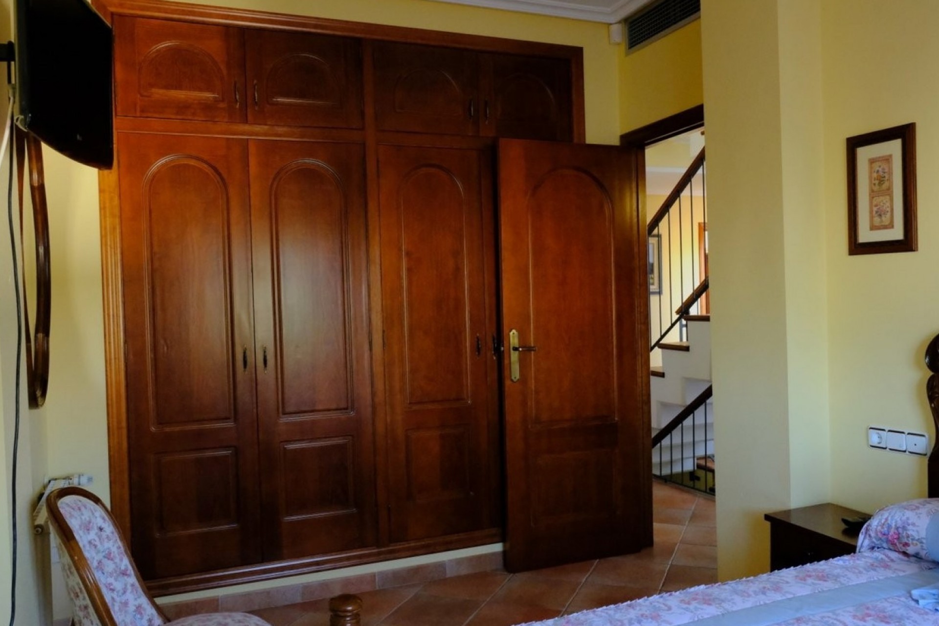 Resale - Finca -
Orihuela