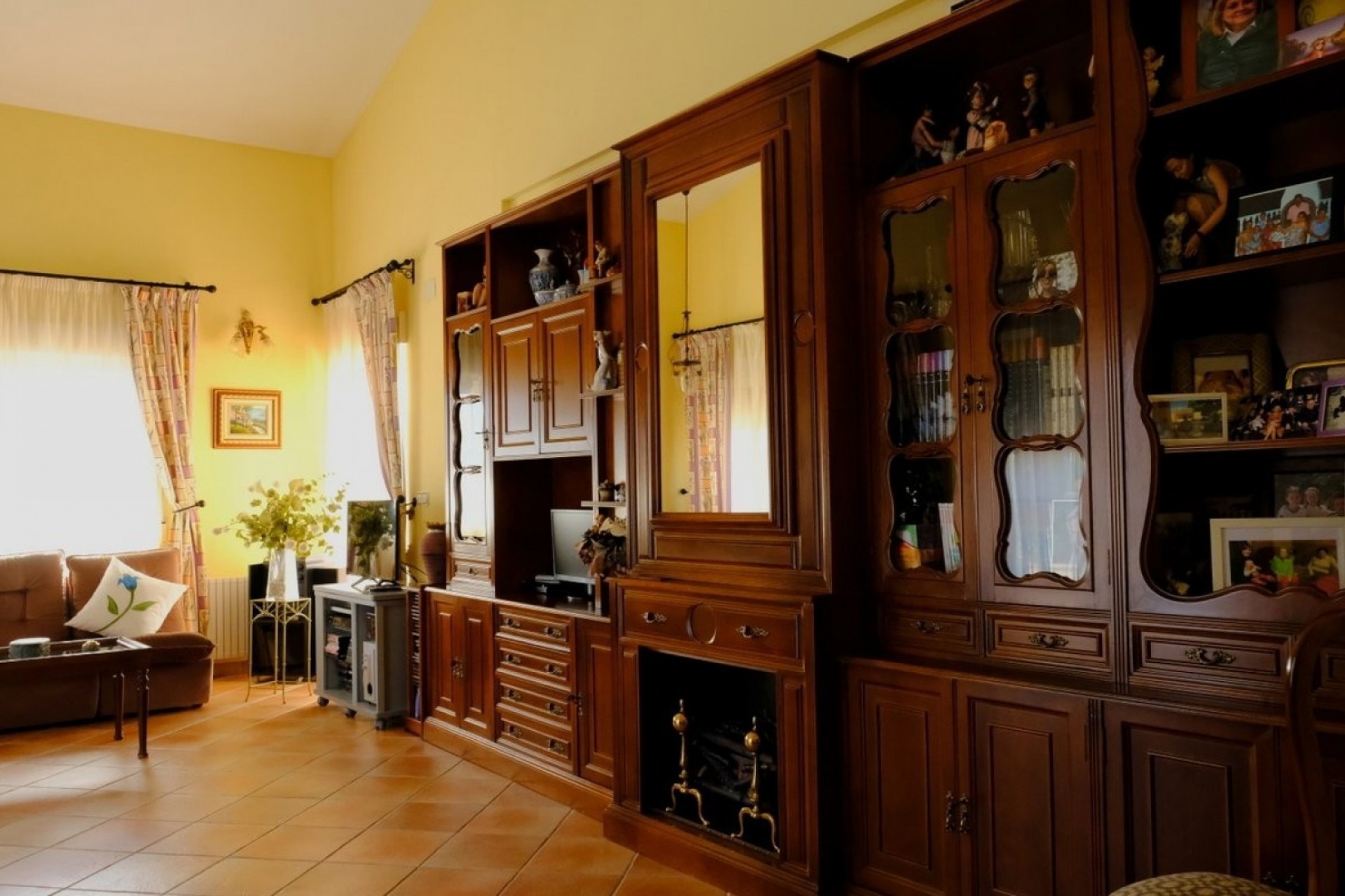 Resale - Finca -
Orihuela