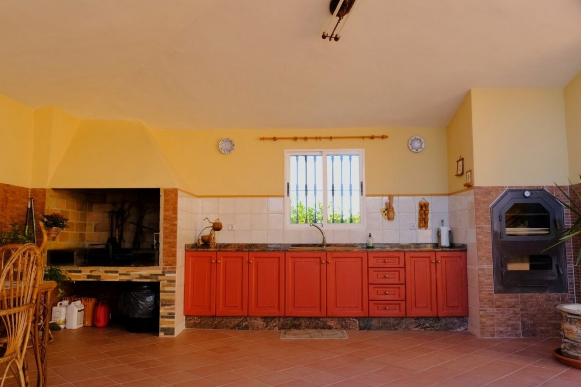 Resale - Finca -
Orihuela