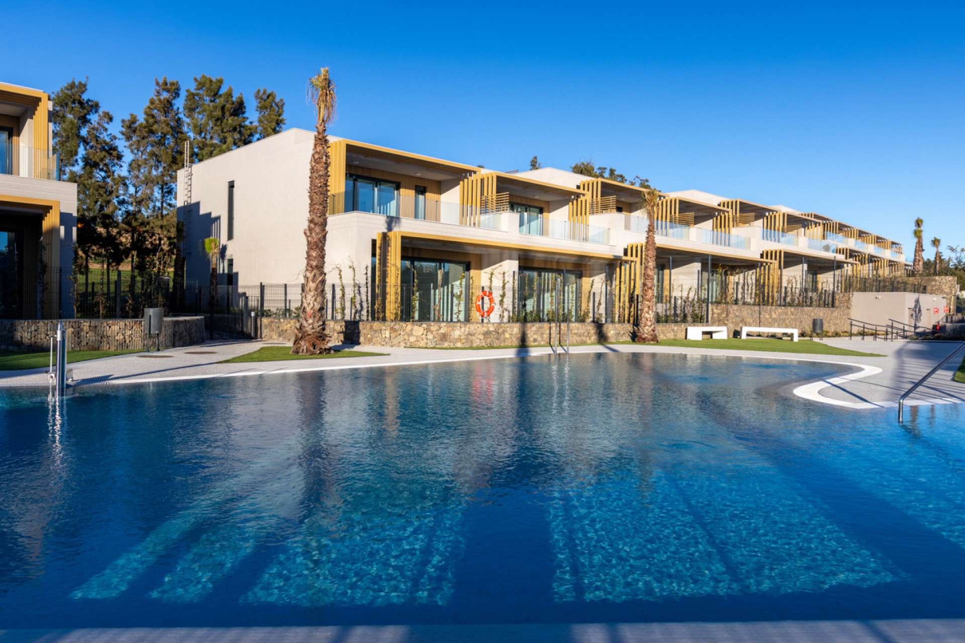 Resale - House -
El Chaparral