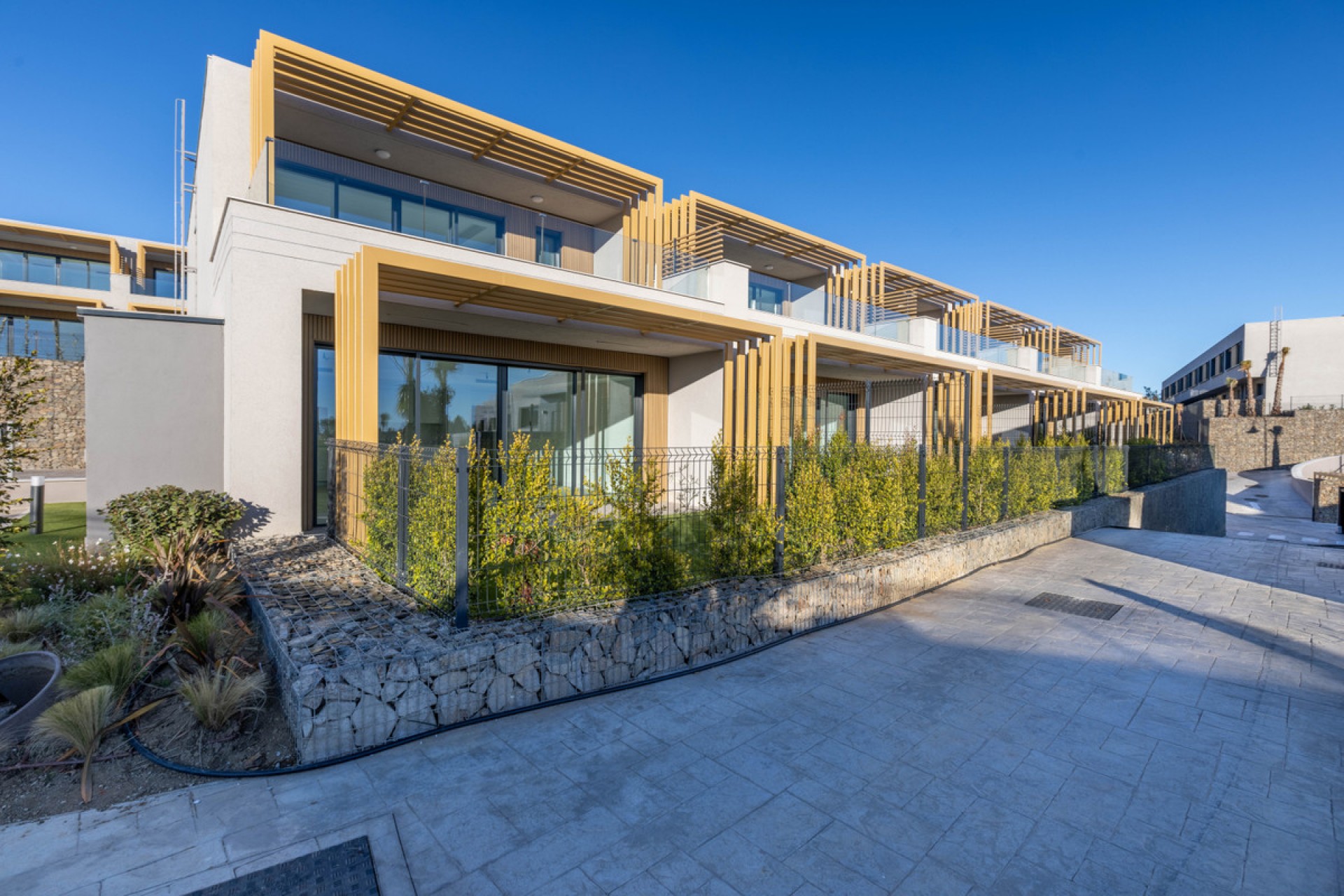 Resale - House -
El Chaparral
