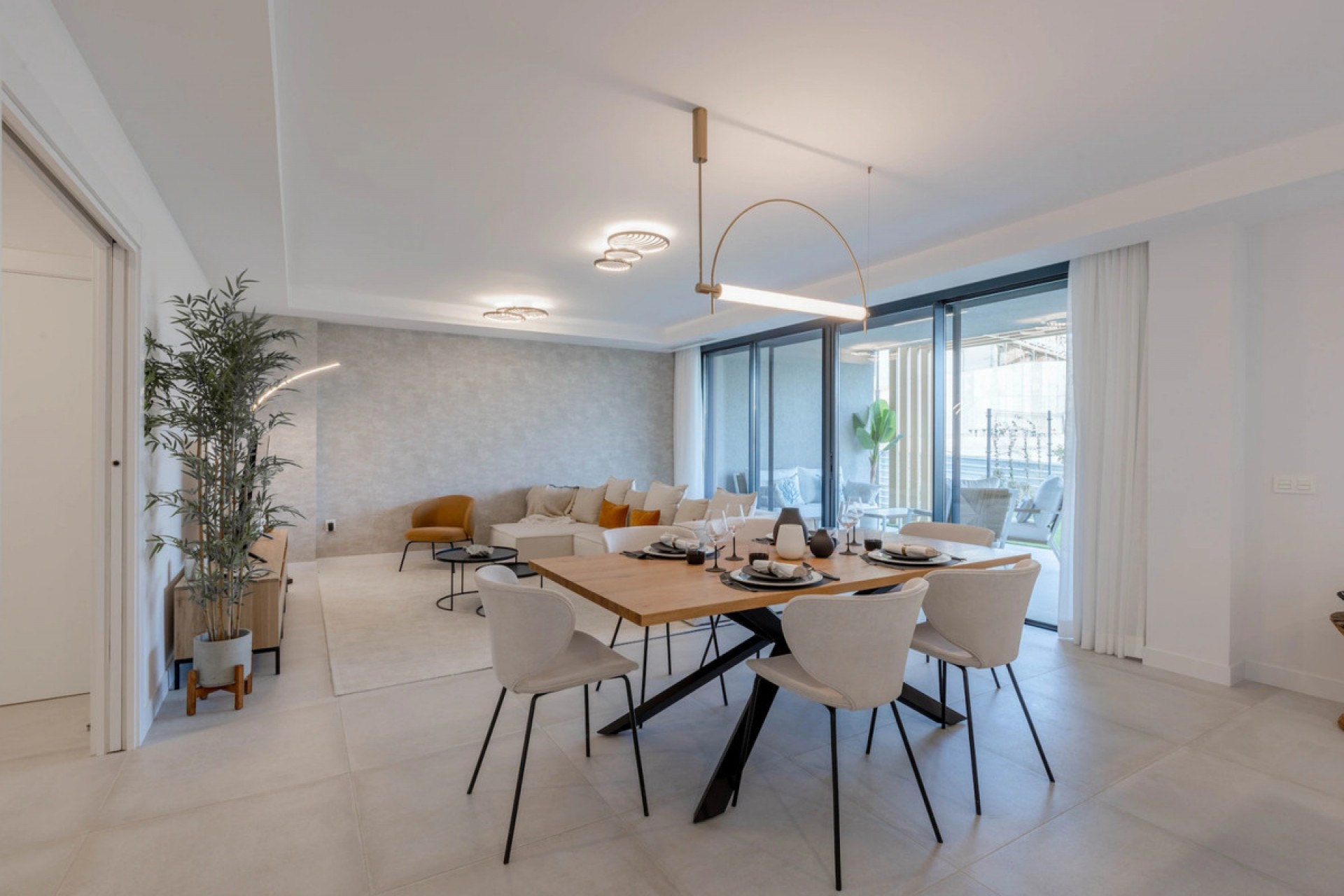 Resale - House -
El Chaparral