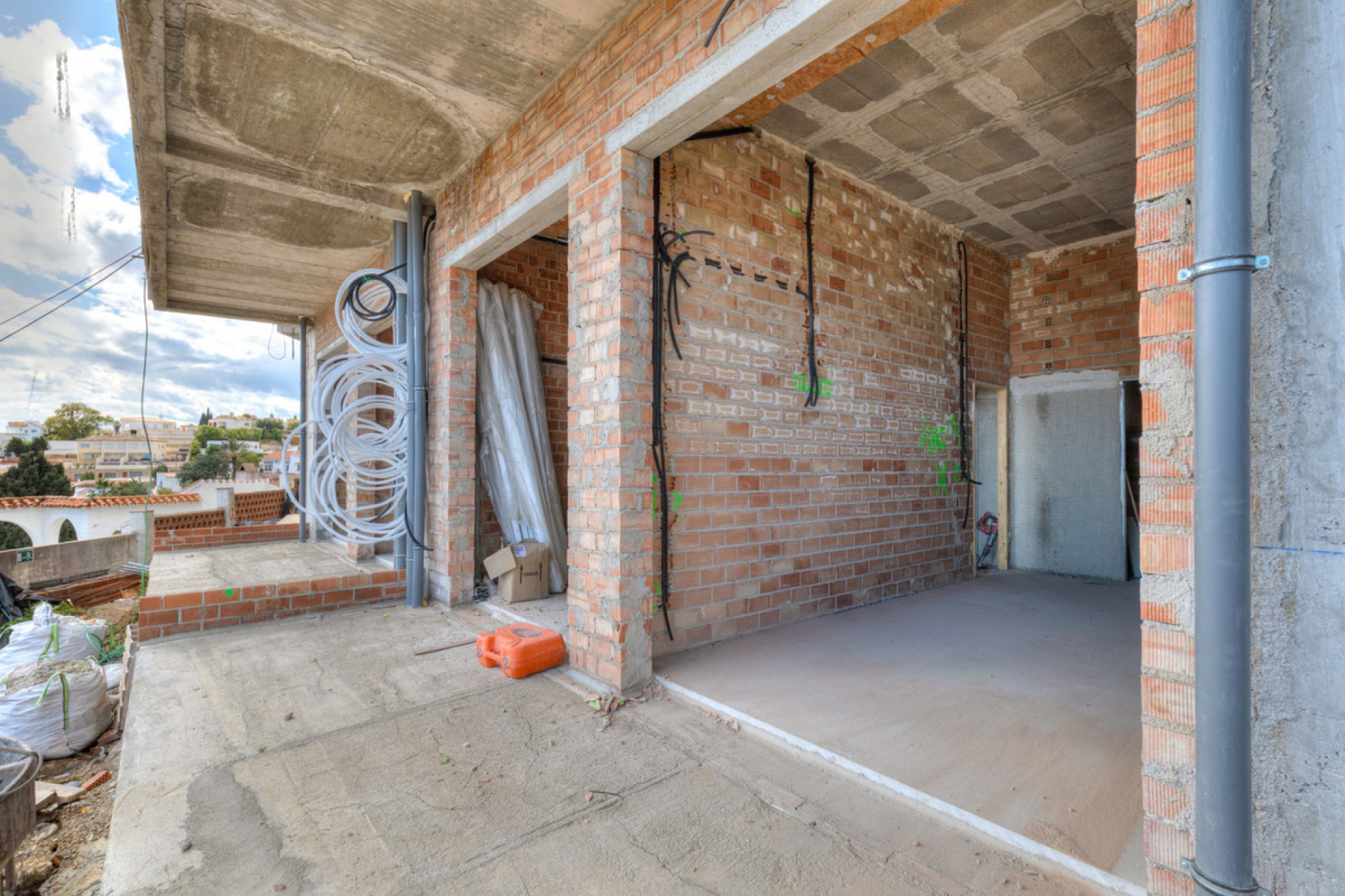 Resale - House -
Fuengirola