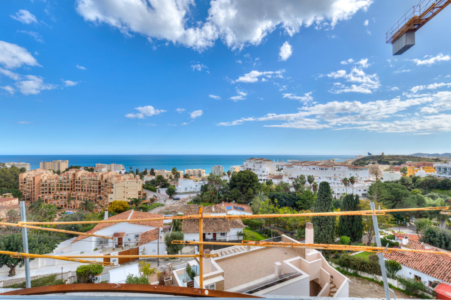 Resale - House -
Fuengirola
