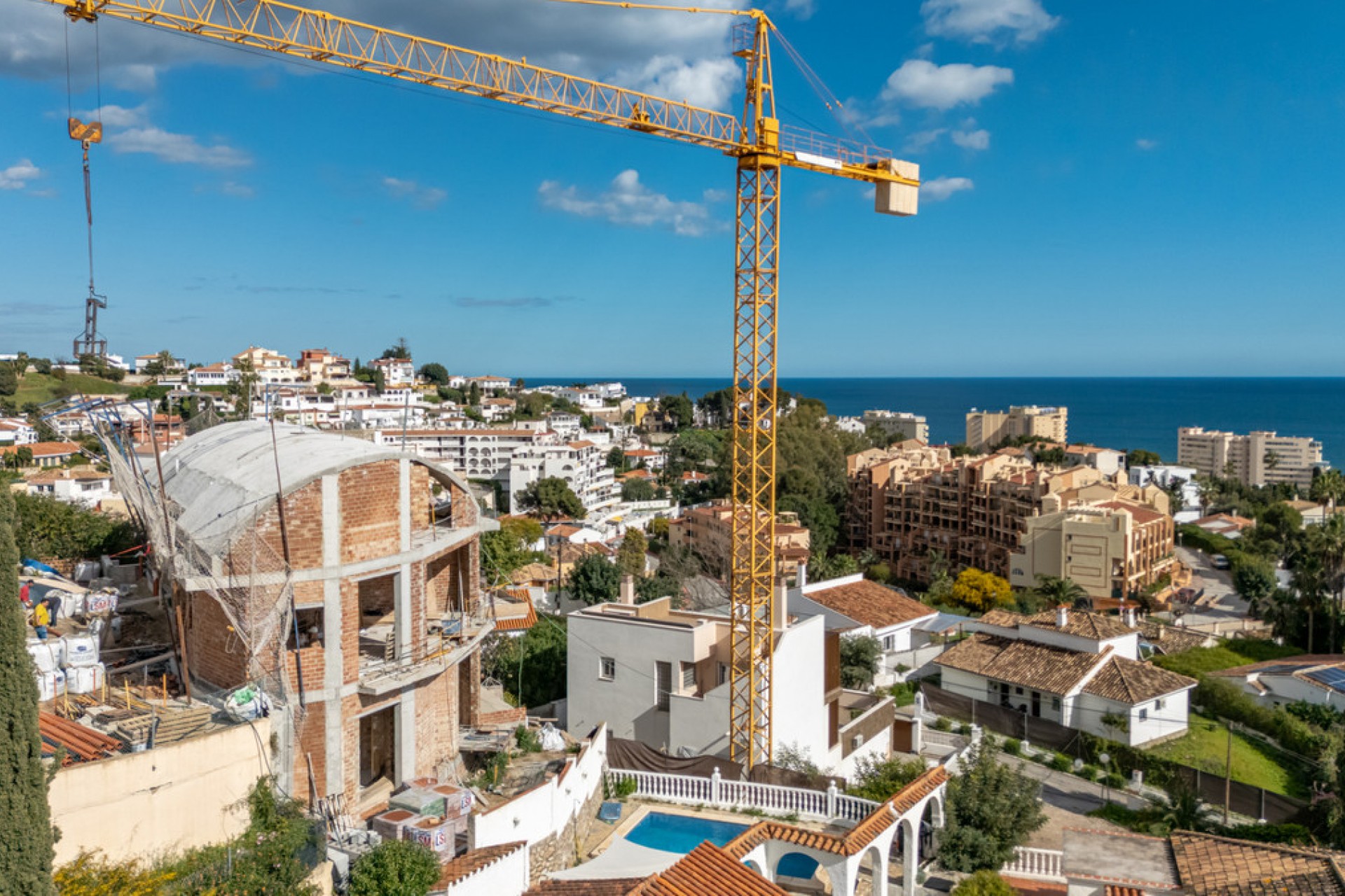 Resale - House -
Fuengirola
