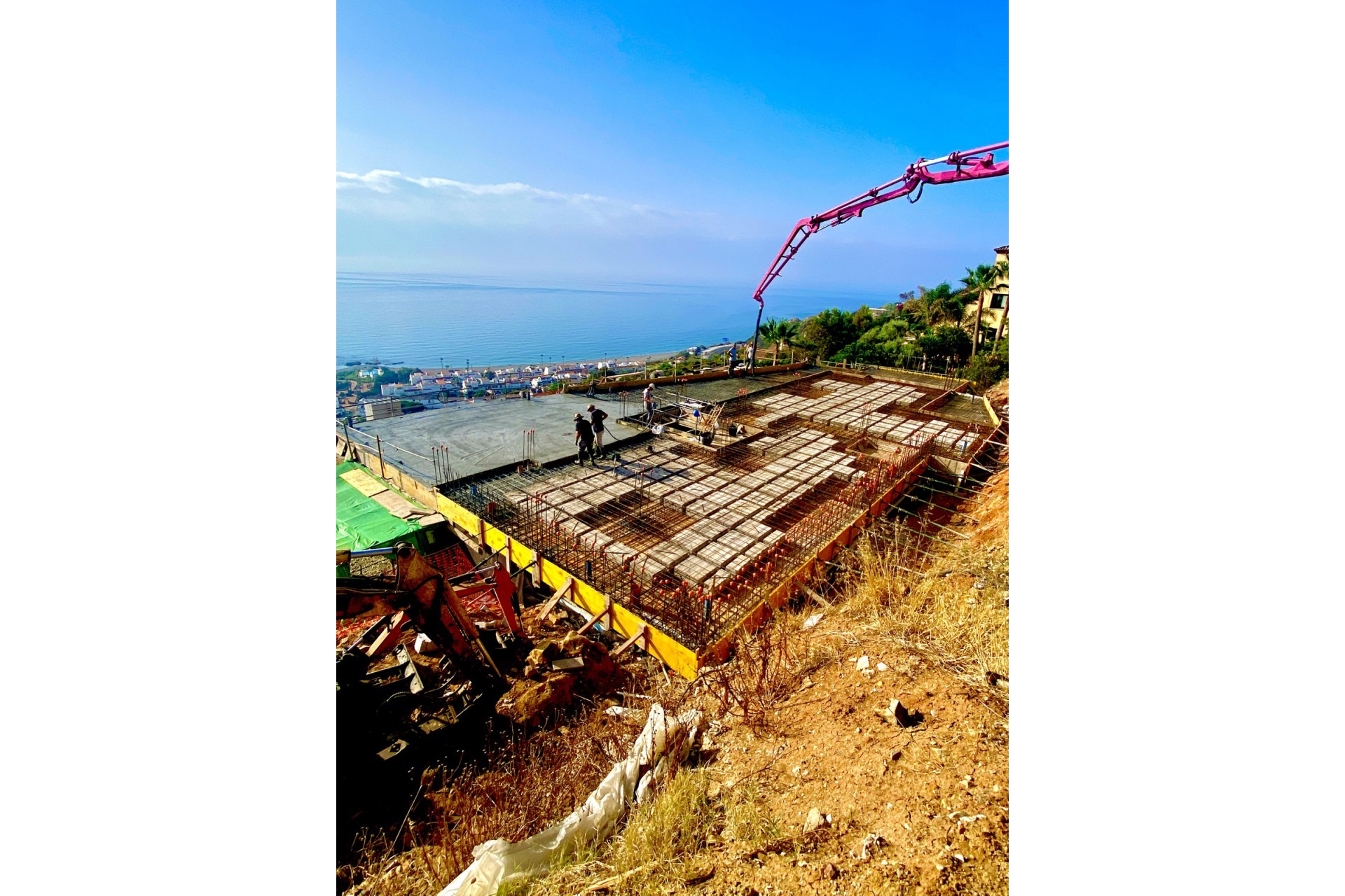 Resale - House -
Manilva