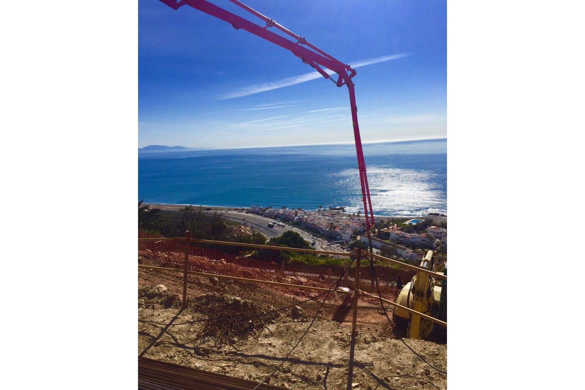 Resale - House -
Manilva