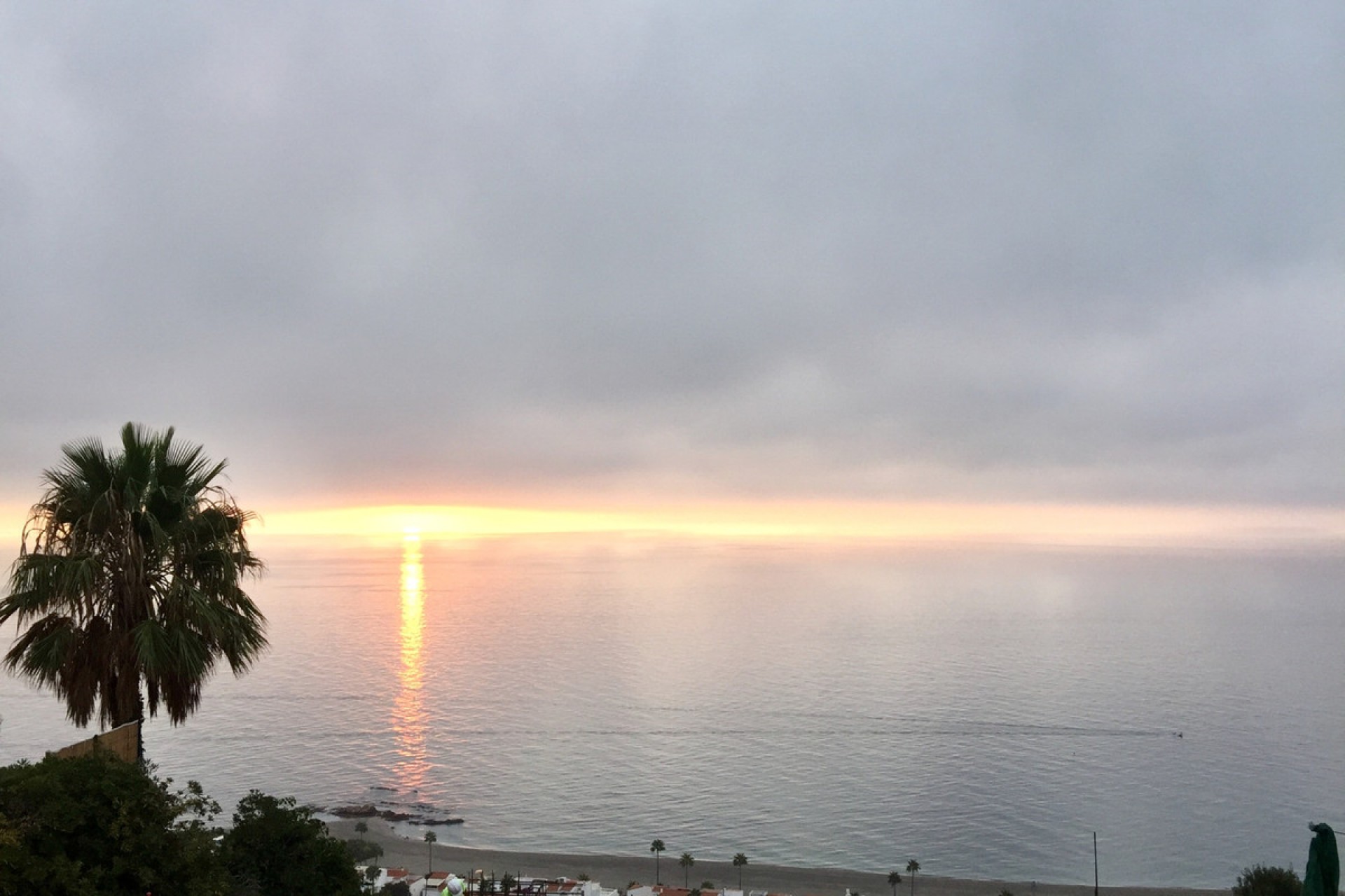 Resale - House -
Manilva