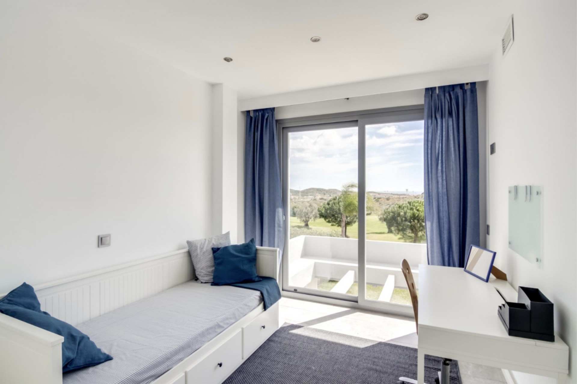 Resale - House -
Mijas Costa