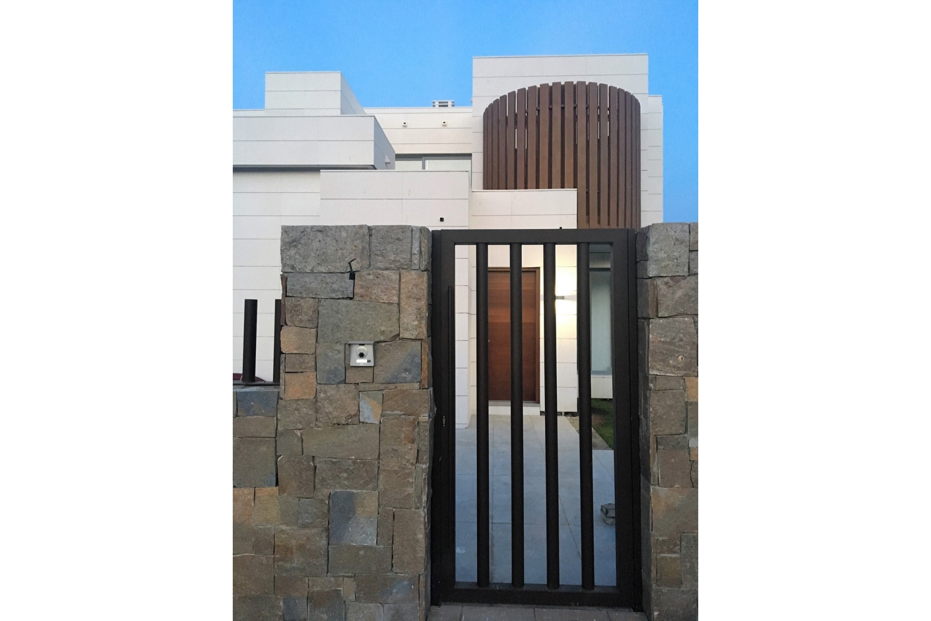 Resale - House -
Mijas Costa