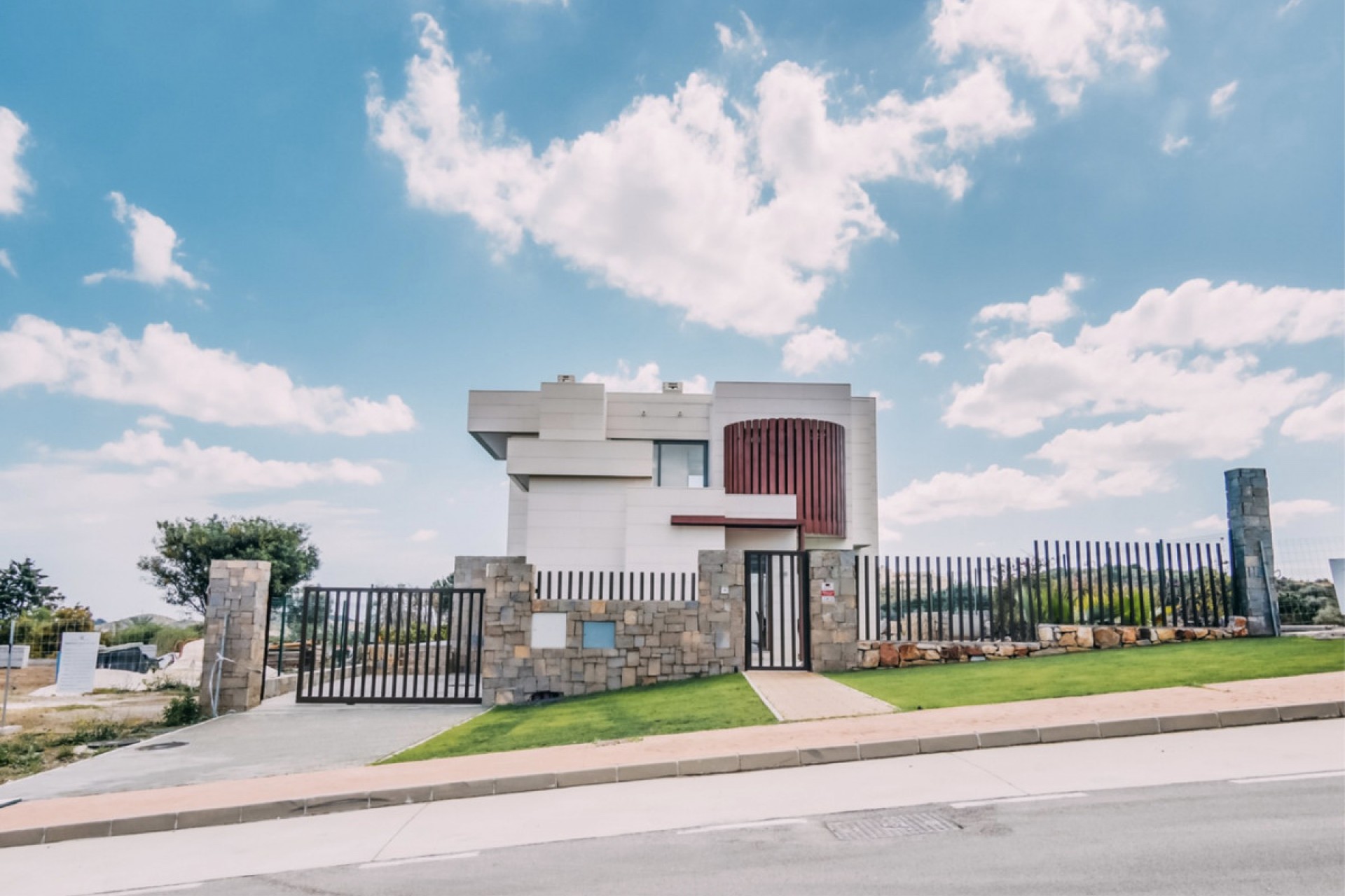 Resale - House -
Mijas Costa