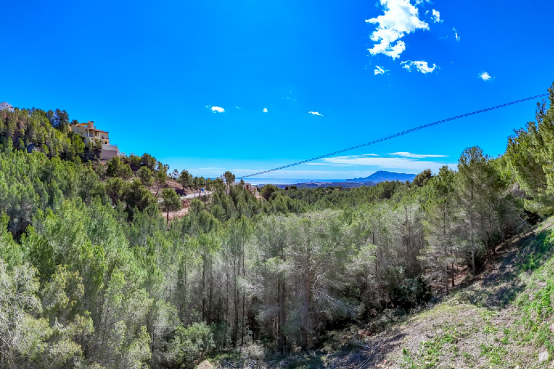 Resale - Land -
Altea