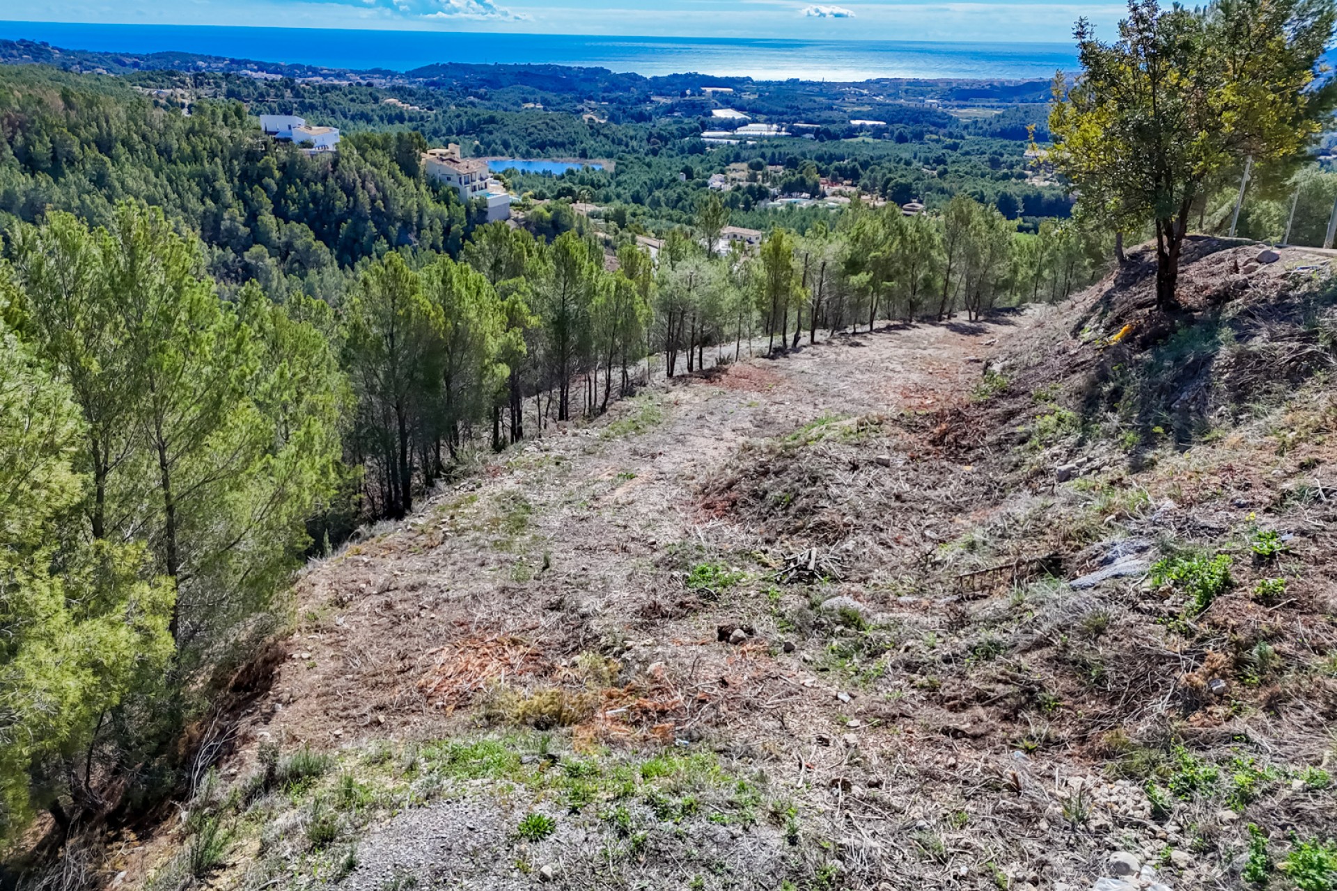 Resale - Land -
Altea