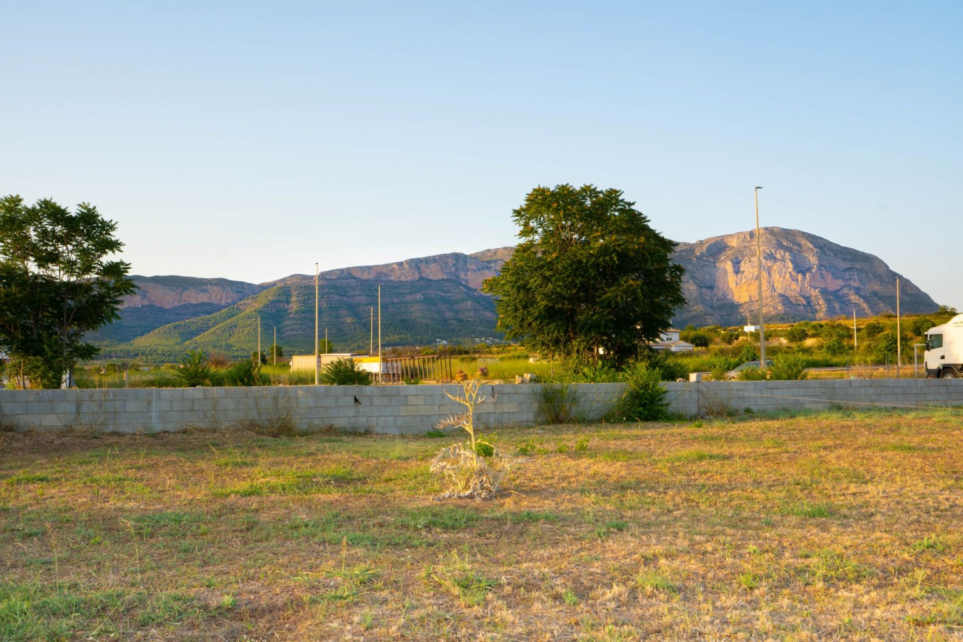 Resale - Land -
Gata de Gorgos - Center