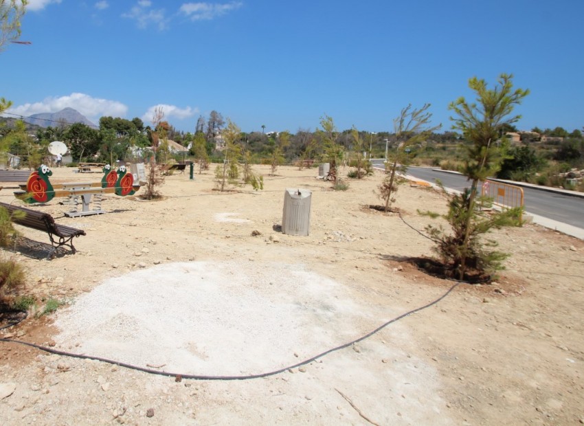 Resale - Land -
Jávea - Cansalades