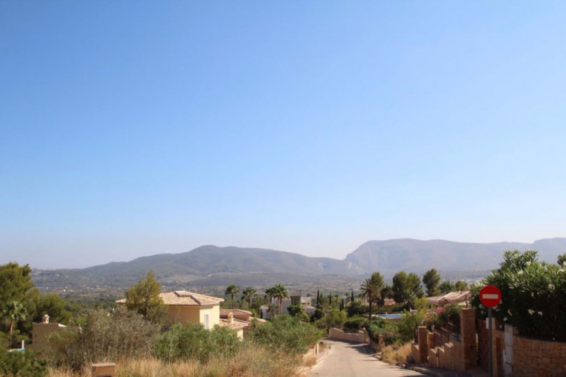 Resale - Land -
Jávea - Montgo