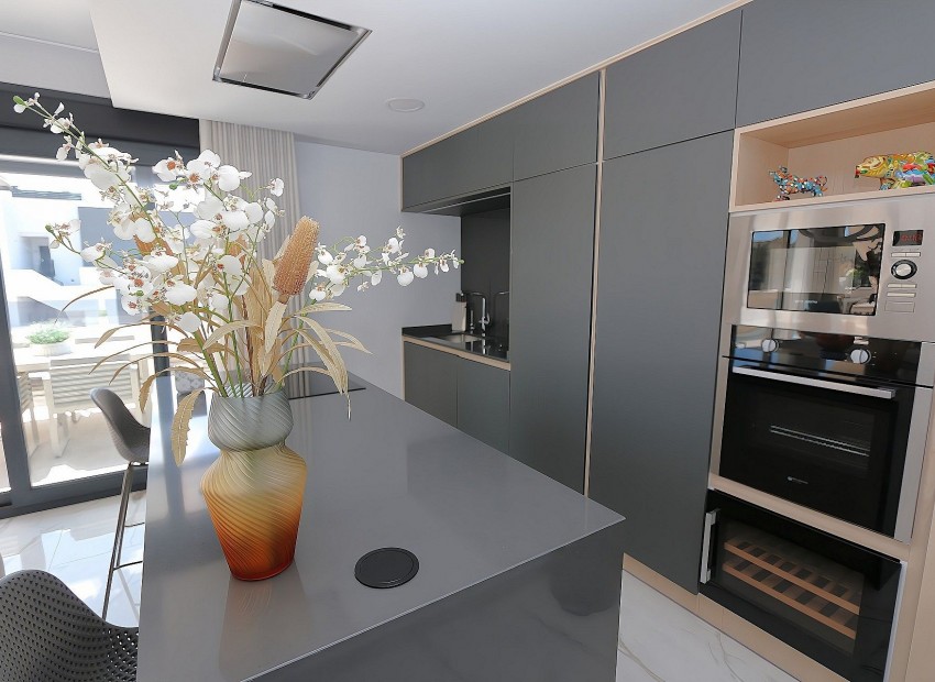 Resale - Penthouse -
Los Altos