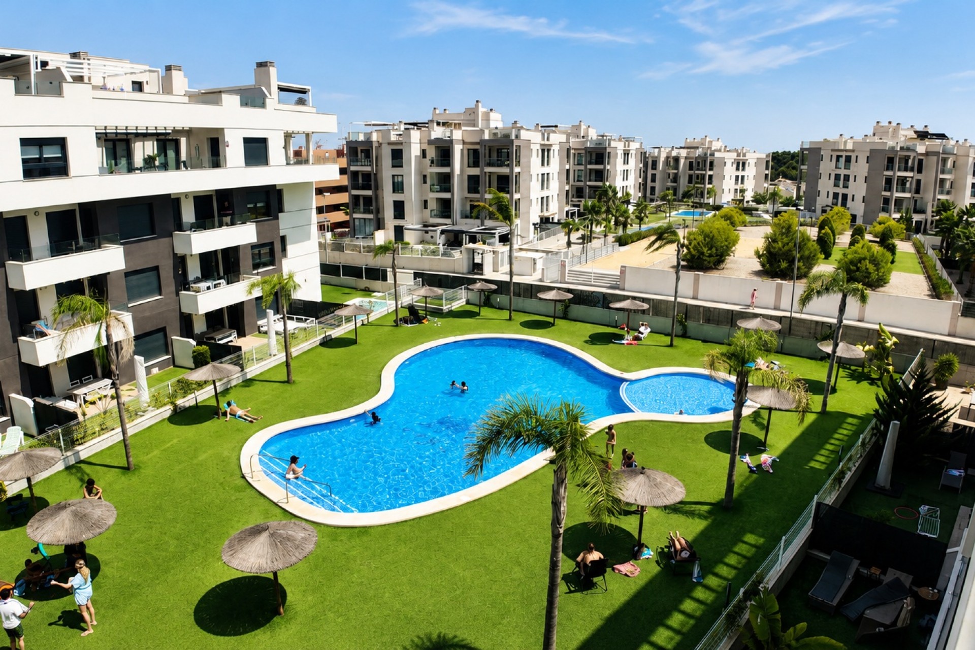 Resale - Penthouse -
ORIHUELA COSTA - VILLAMARTÍN