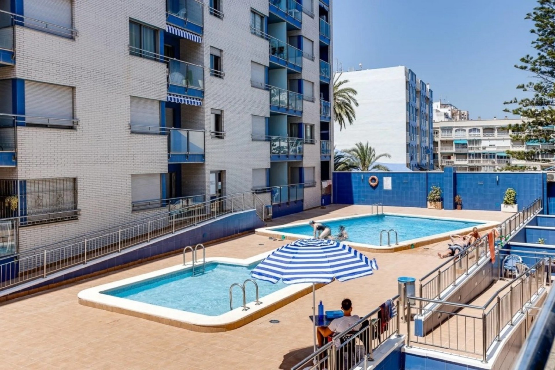 Resale - Penthouse -
Torrevieja - Playa de los Locos