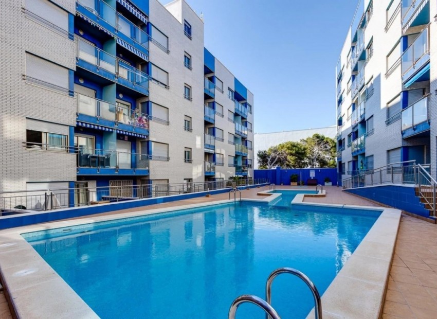 Resale - Penthouse -
Torrevieja - Playa de los Locos