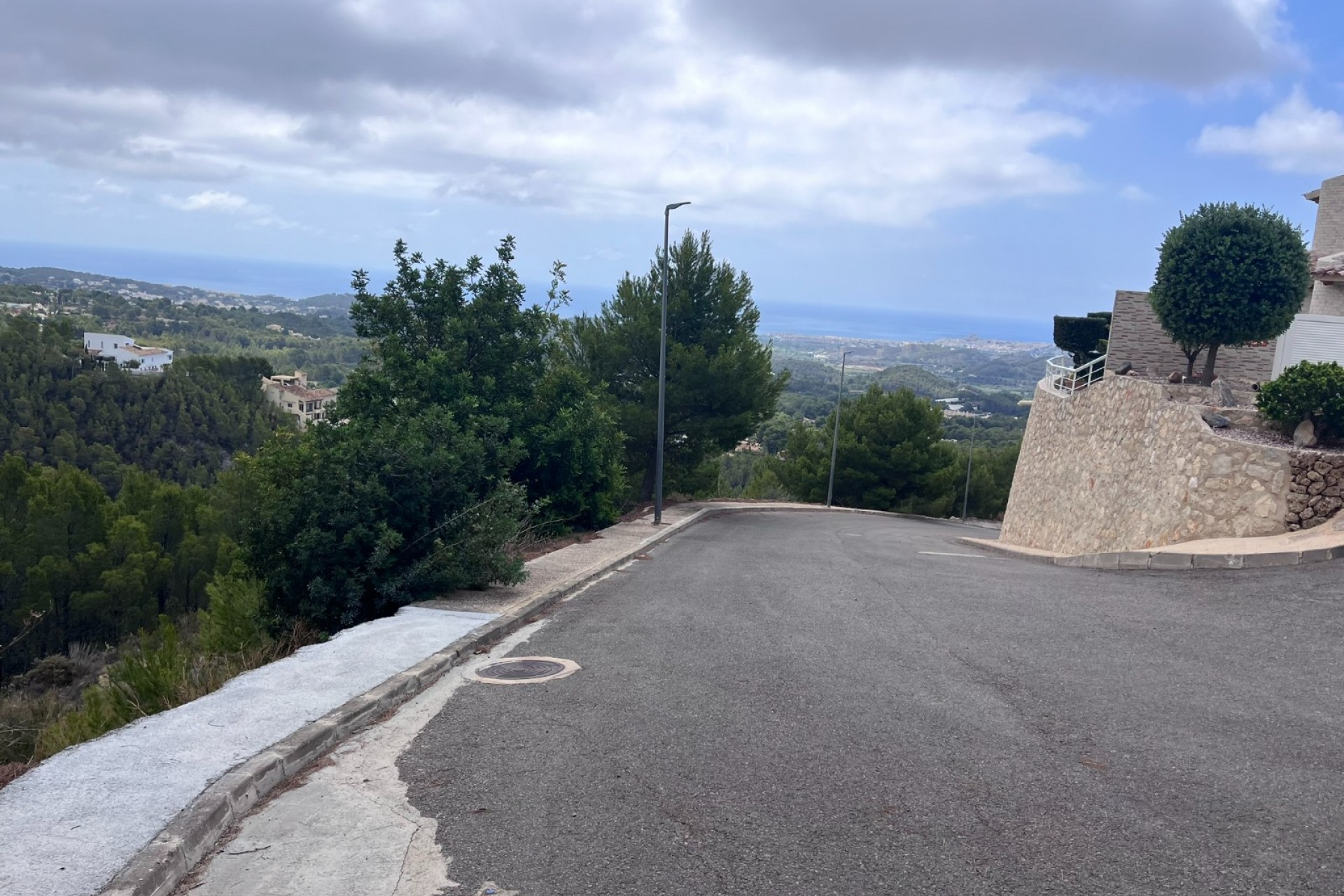 Resale - Plot -
Altea