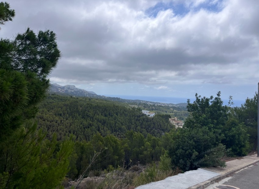 Resale - Plot -
Altea