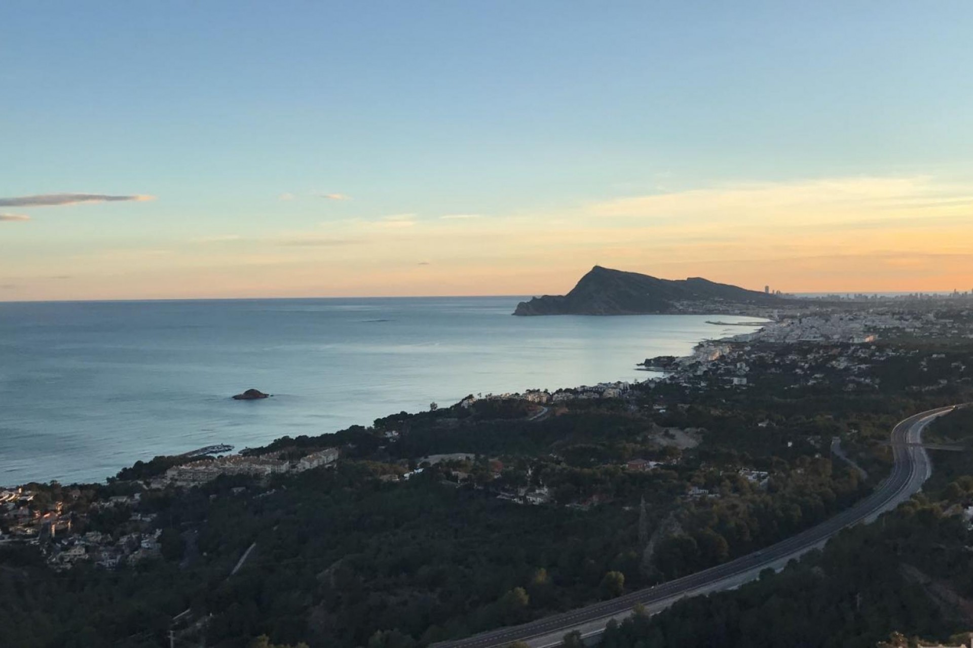 Resale - Plot -
Altea