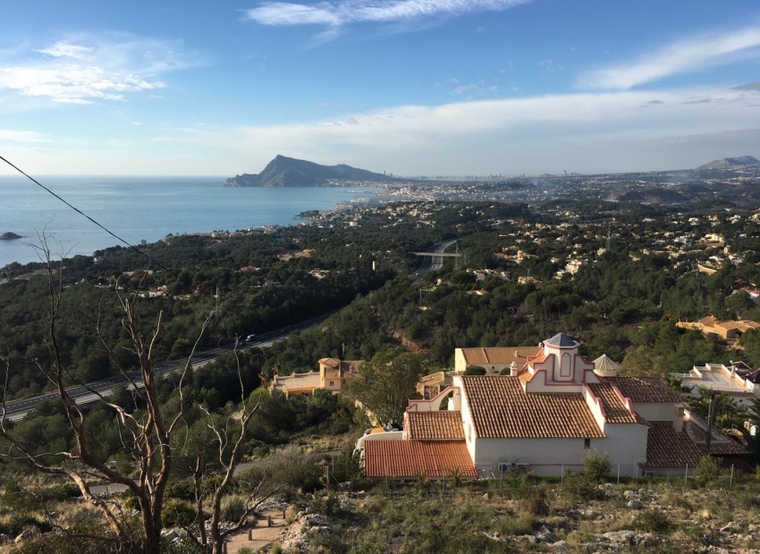 Resale - Plot -
Altea