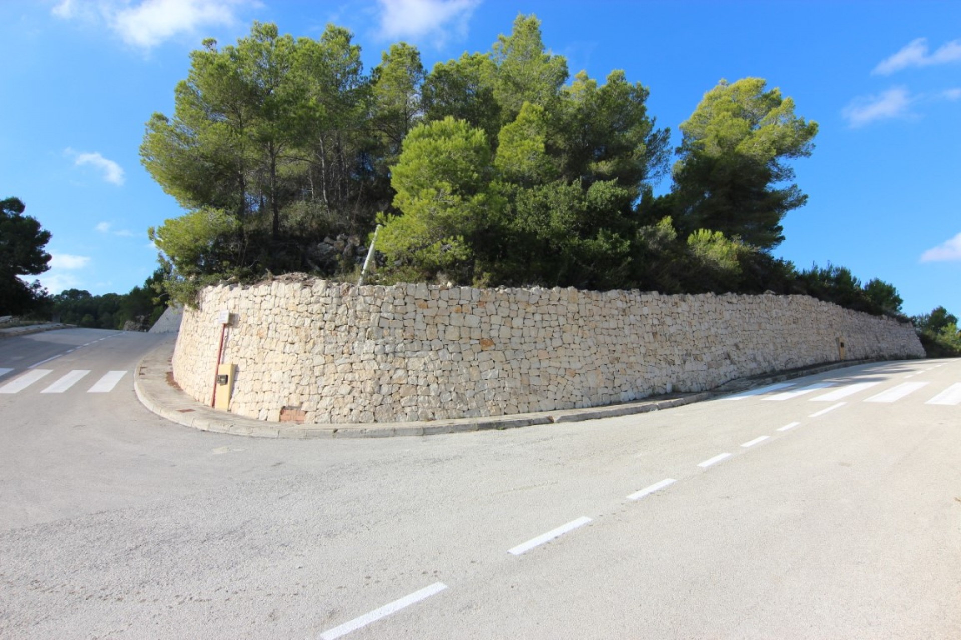 Resale - Plot -
Jávea - Tosalet