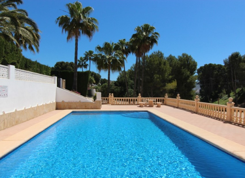 Resale - Plot -
Jávea - Tossals