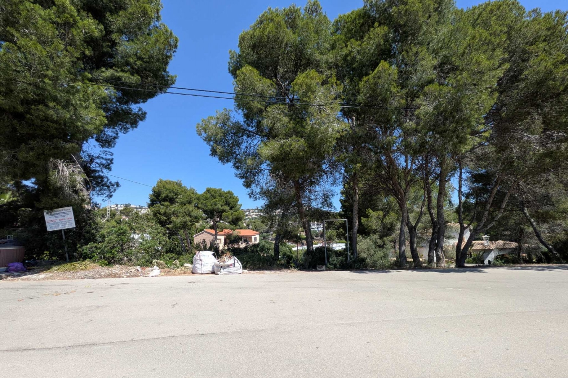 Resale - Plot -
Moraira - Pinar del Advocat