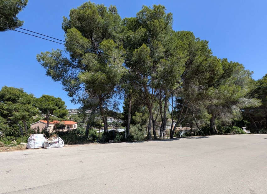 Resale - Plot -
Moraira - Pinar del Advocat