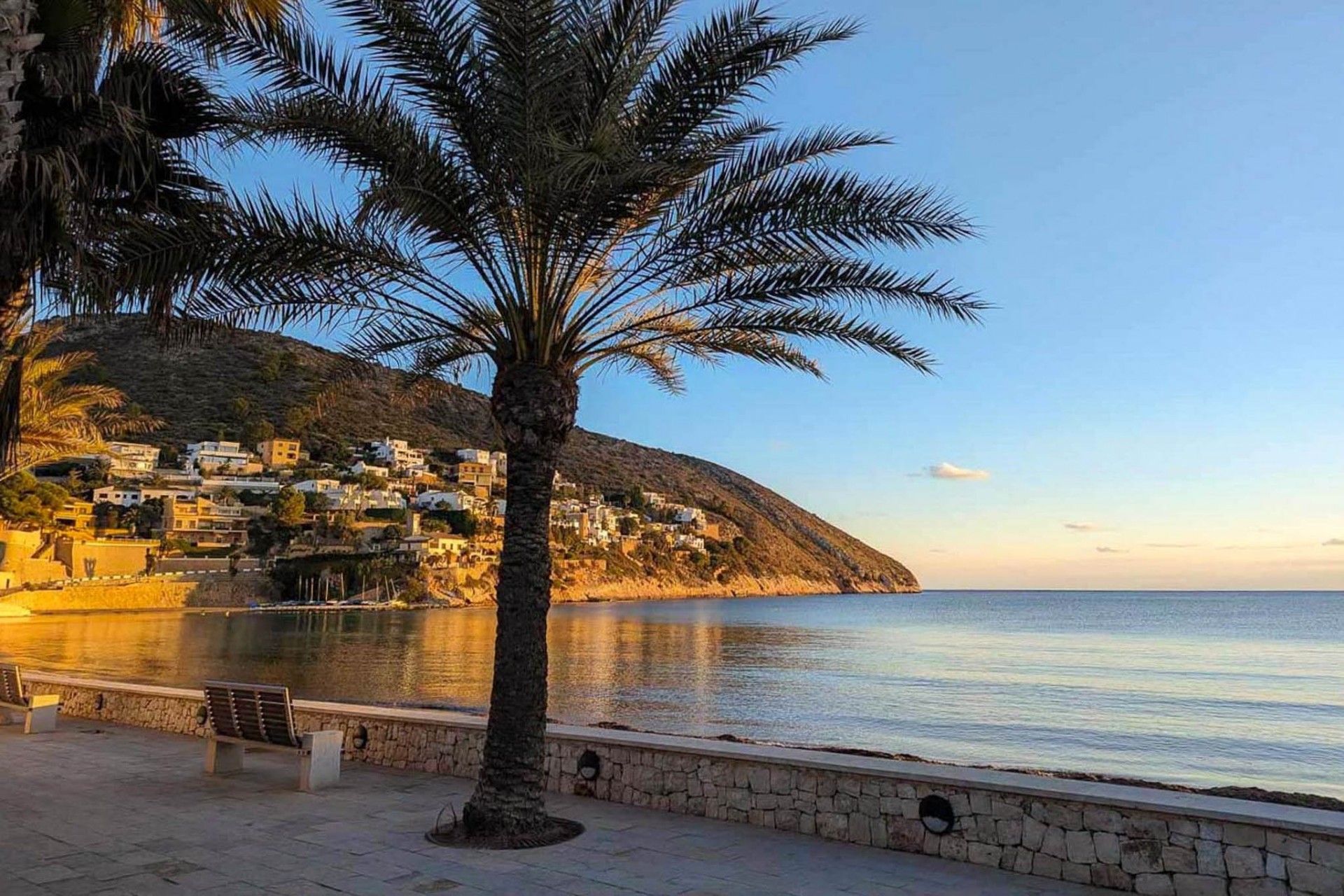 Resale - Plot -
Moraira - Pinar del Advocat