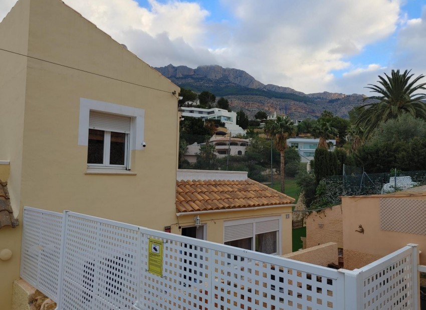 Resale - Semi detached -
Altea la Vella