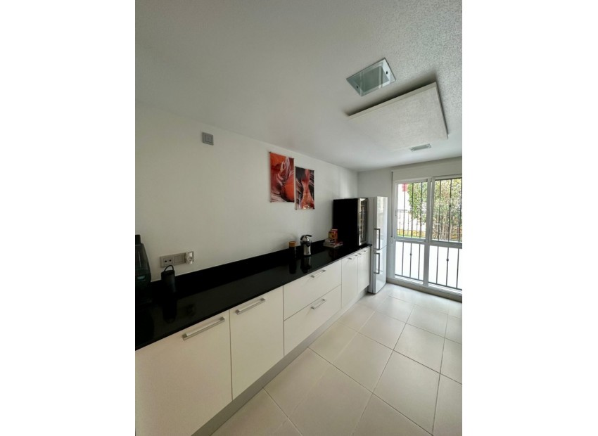 Resale - semi-detached -
Benijofar