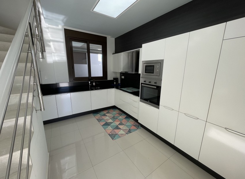 Resale - Semi-detached house -
Villamartin