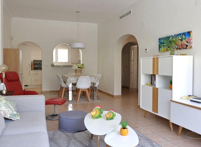 Resale - semi-detached -
Oliva - Oliva Nova