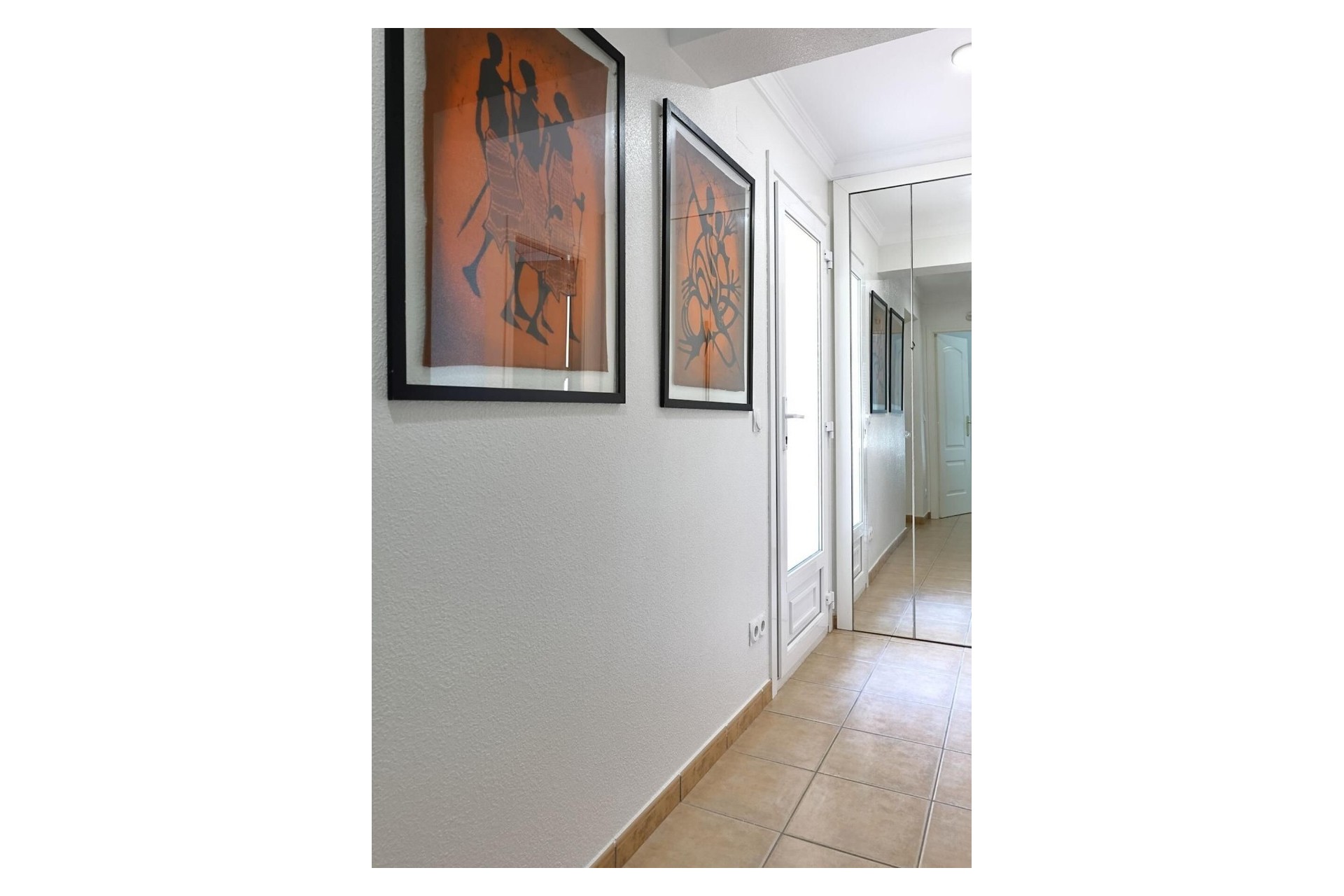 Resale - semi-detached -
Oliva - Oliva Nova