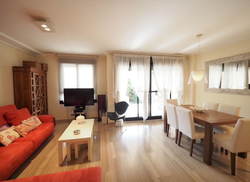 Resale - Town house -
Jávea / Xàbia - Centro ciudad