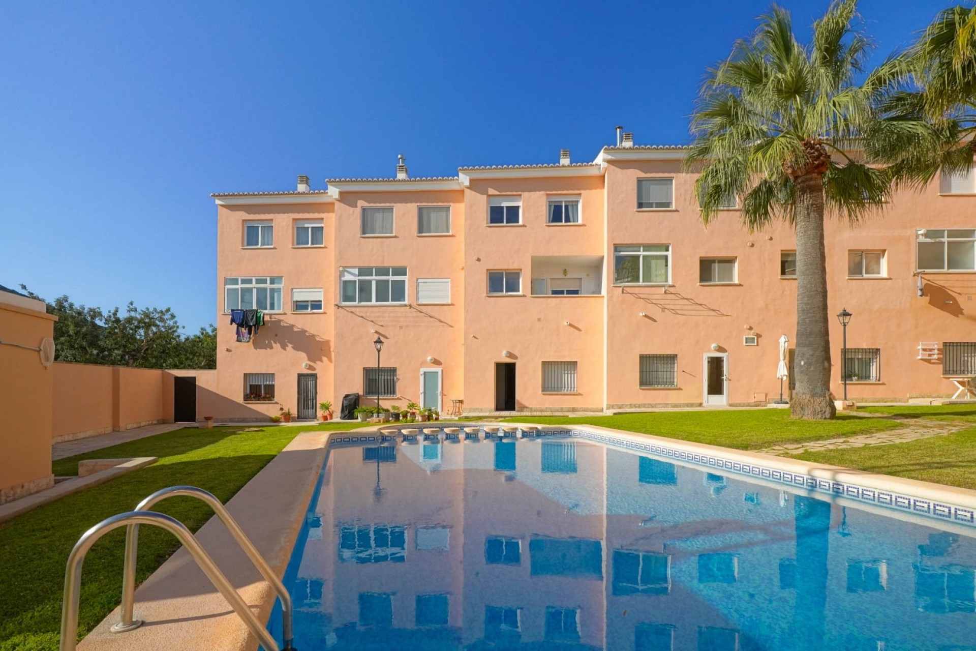 Resale - Town house -
La Xara