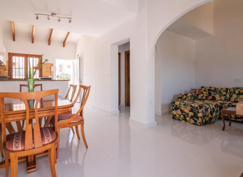 Resale - Townhouse -
Albir