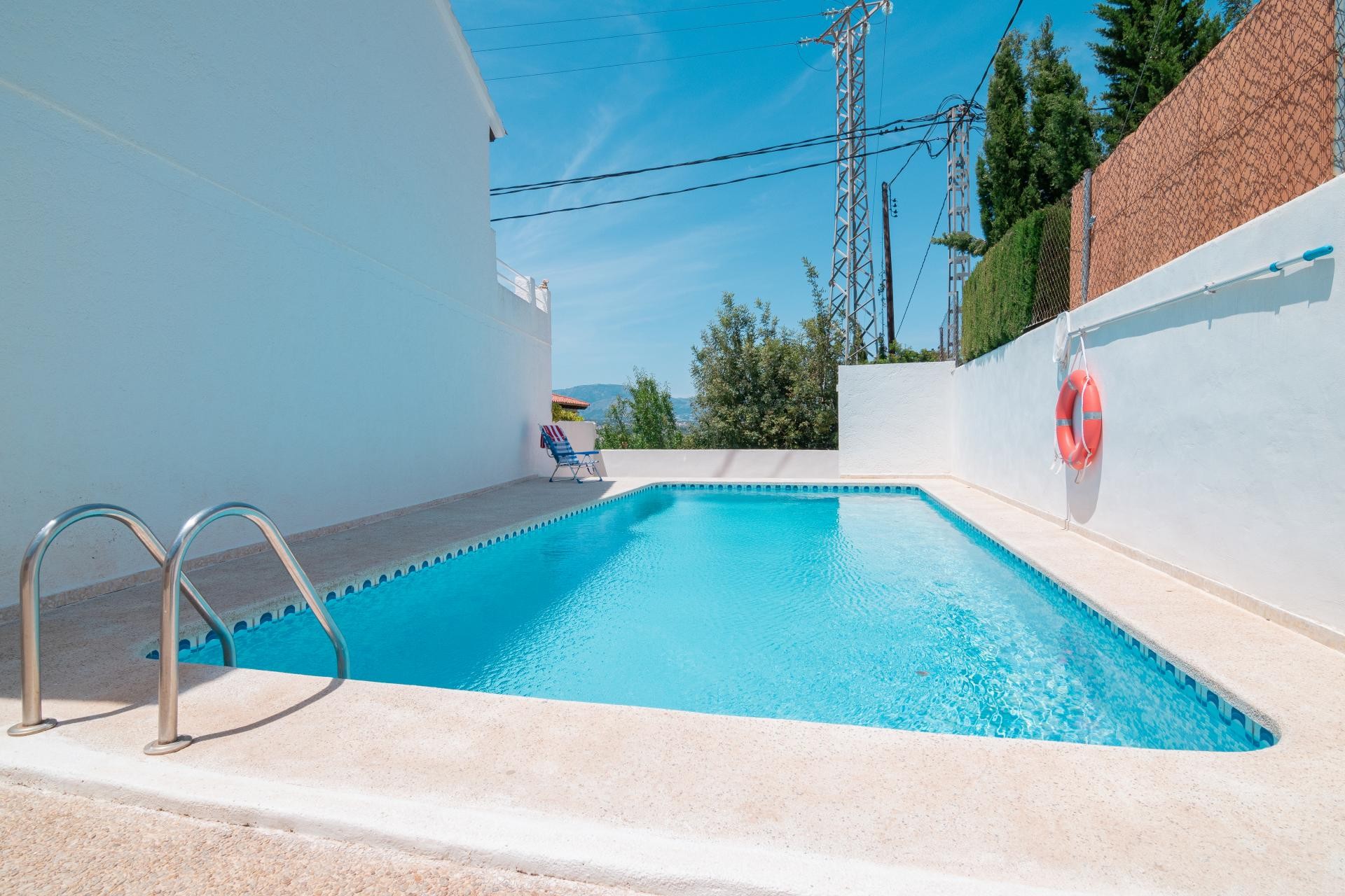 Resale - Townhouse -
Albir