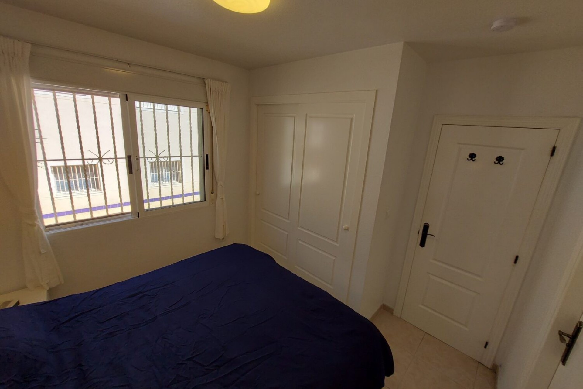Resale - Townhouse -
Benijofar