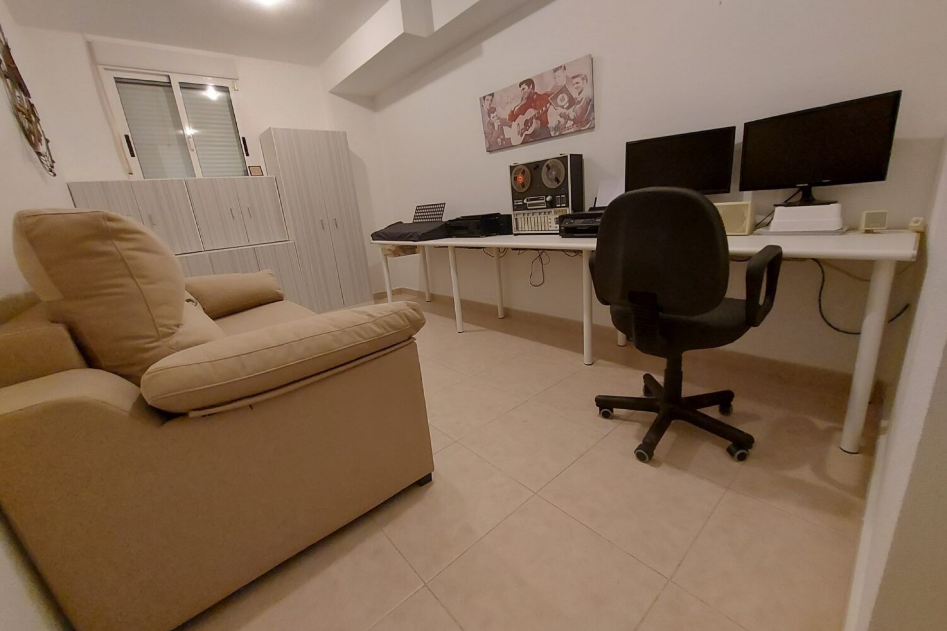 Resale - Townhouse -
Benijofar